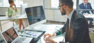 5 hábitos a cultivar na transição para o trabalho híbrido