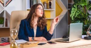 Para além das 9h às 5h: Os benefícios de uma semana de trabalho flexível (e mais curta)