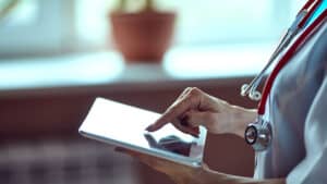 Como melhorar o envolvimento dos doentes com acesso a dados e cuidados personalizados