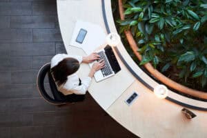 Como o trabalho remoto pode construir um futuro mais sustentável