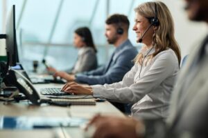 Cloud, Contact Centers e IA nos setores financeiro e segurador: como equilibrar inovação e regulamentação